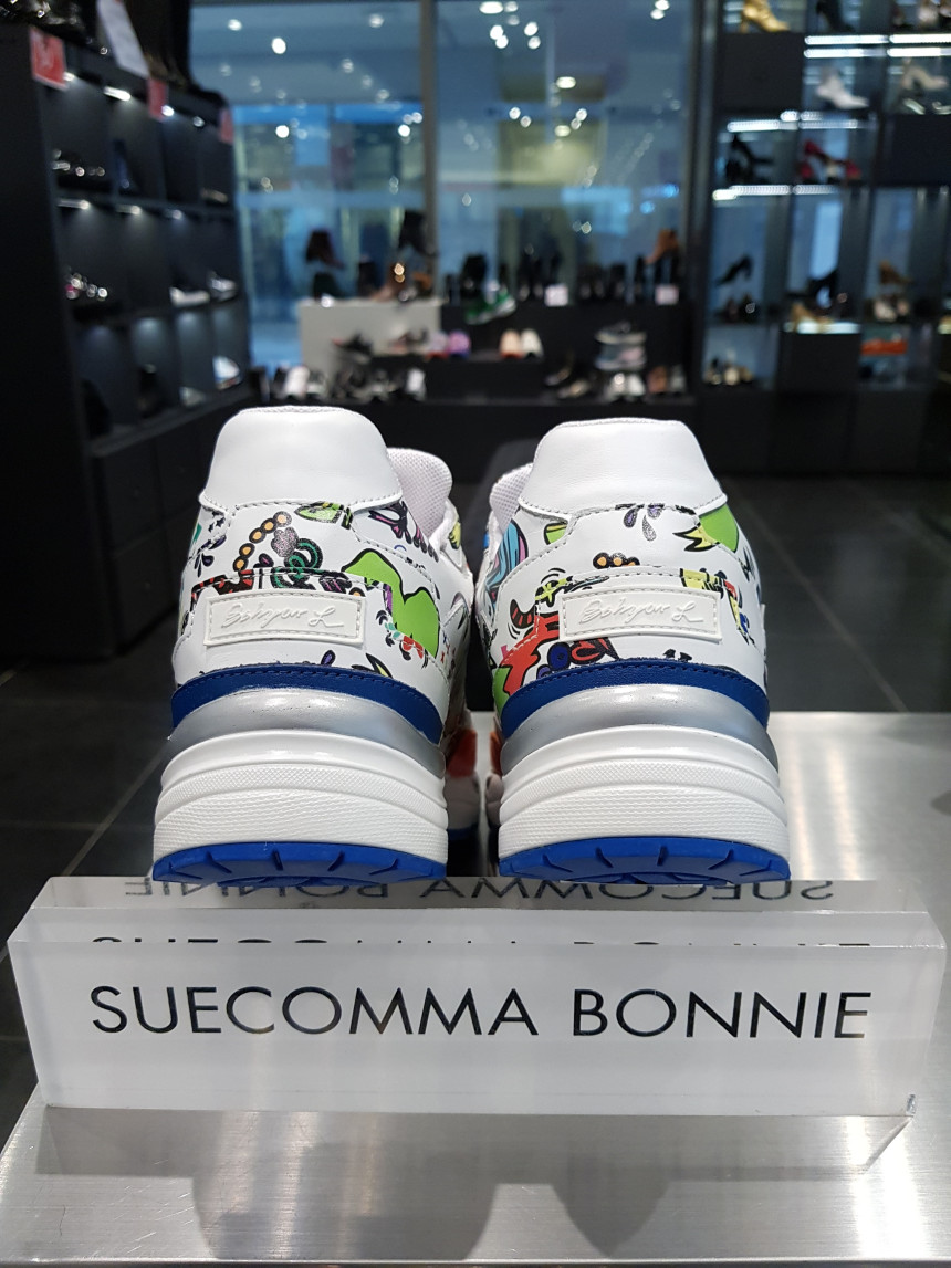 <b><p>Shu Comma Bonnie Haven star Pop print LSKX55311WH</p></b><b><p>シューコンマみる ヘブン スター ポッププリントLSKX55311WH かわいい</p></b><br /><br /><p align='center'>