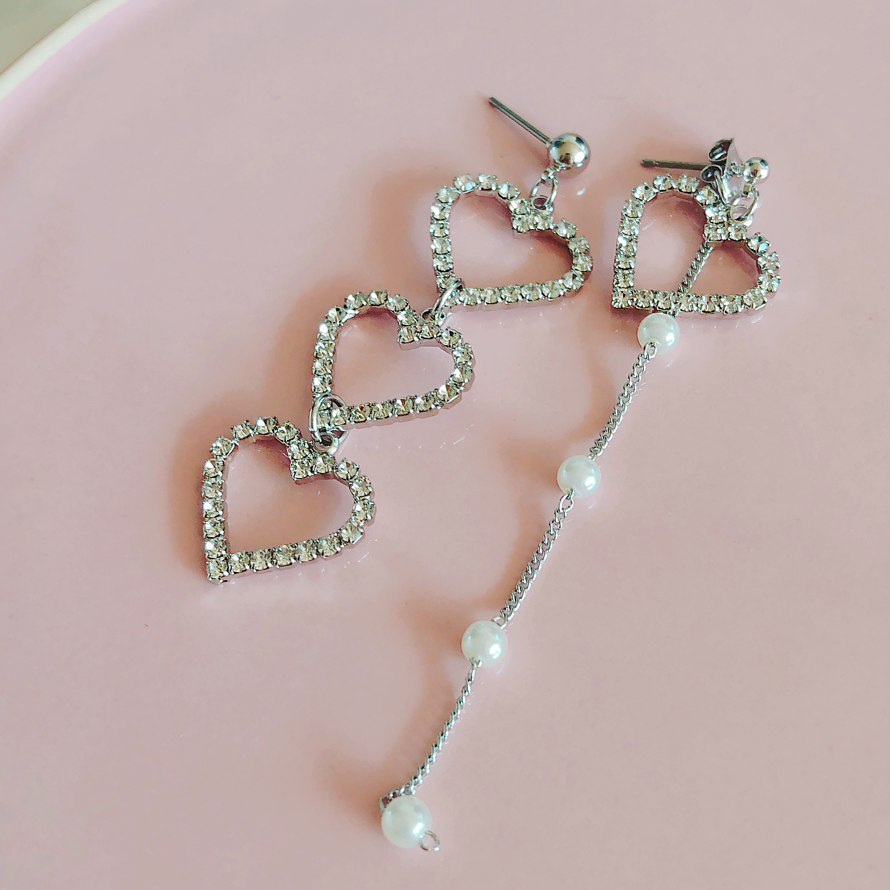 Unique Pearl Triple Heart Drop Earrings Silver, Go