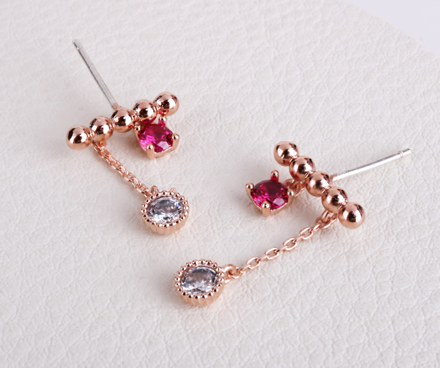 Volare p W-to-chain earrings SPE328 Edge charm tha