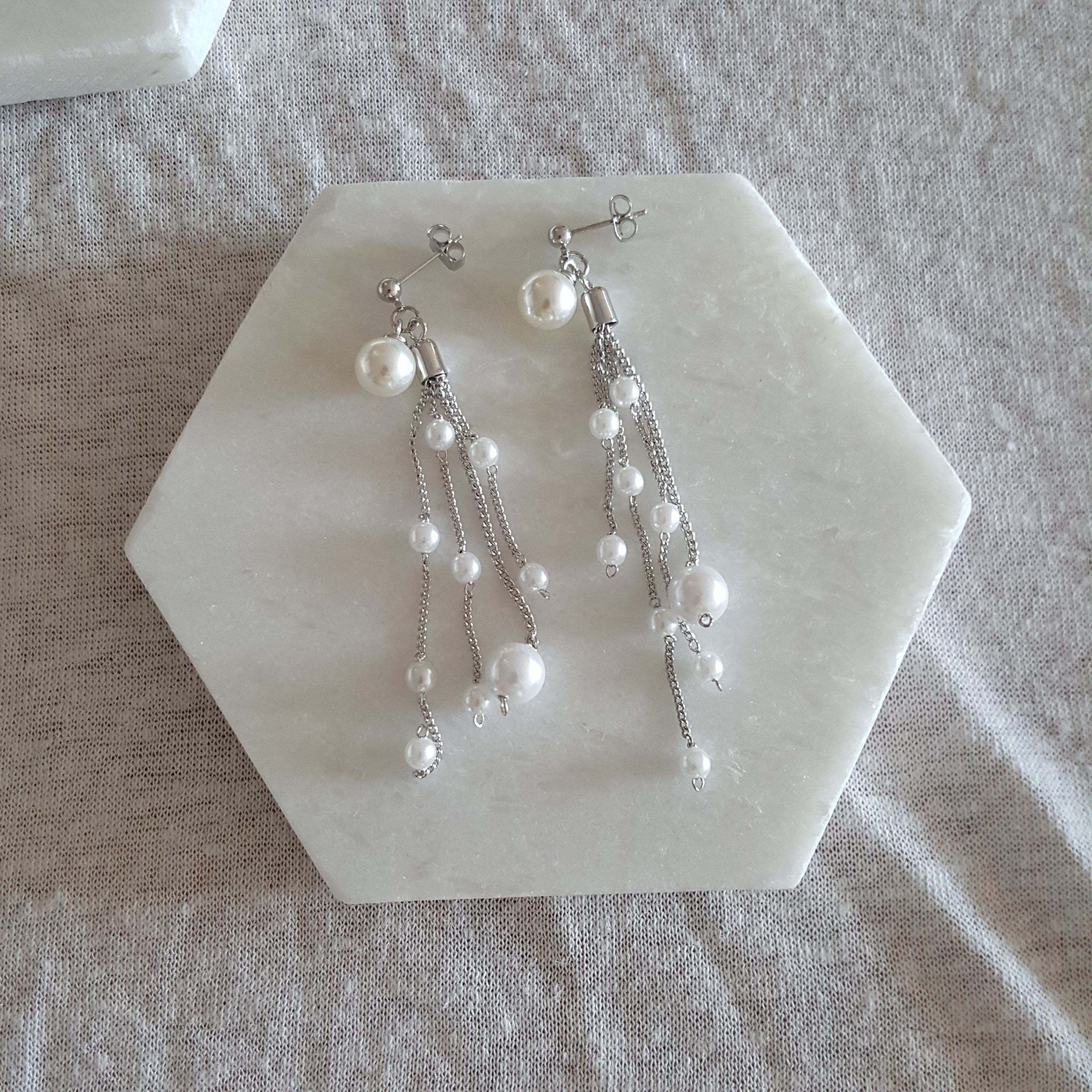 Long pearl chain Earrings Edge styling Formal blin