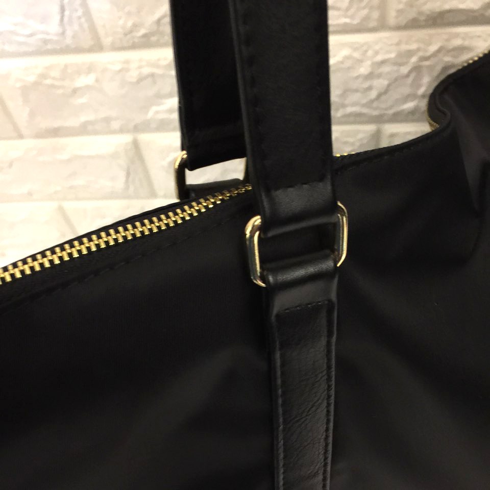 <b><p>Leo Simple Suit Casual Shoulder Bag Sensibily</p></b><b><p>レオシンプルスーツカジュアルショルダーバッグ感性モダンスタイルすっきり会ルックナチュラルなリング実用</p></b><br /><br /><p align='center'>