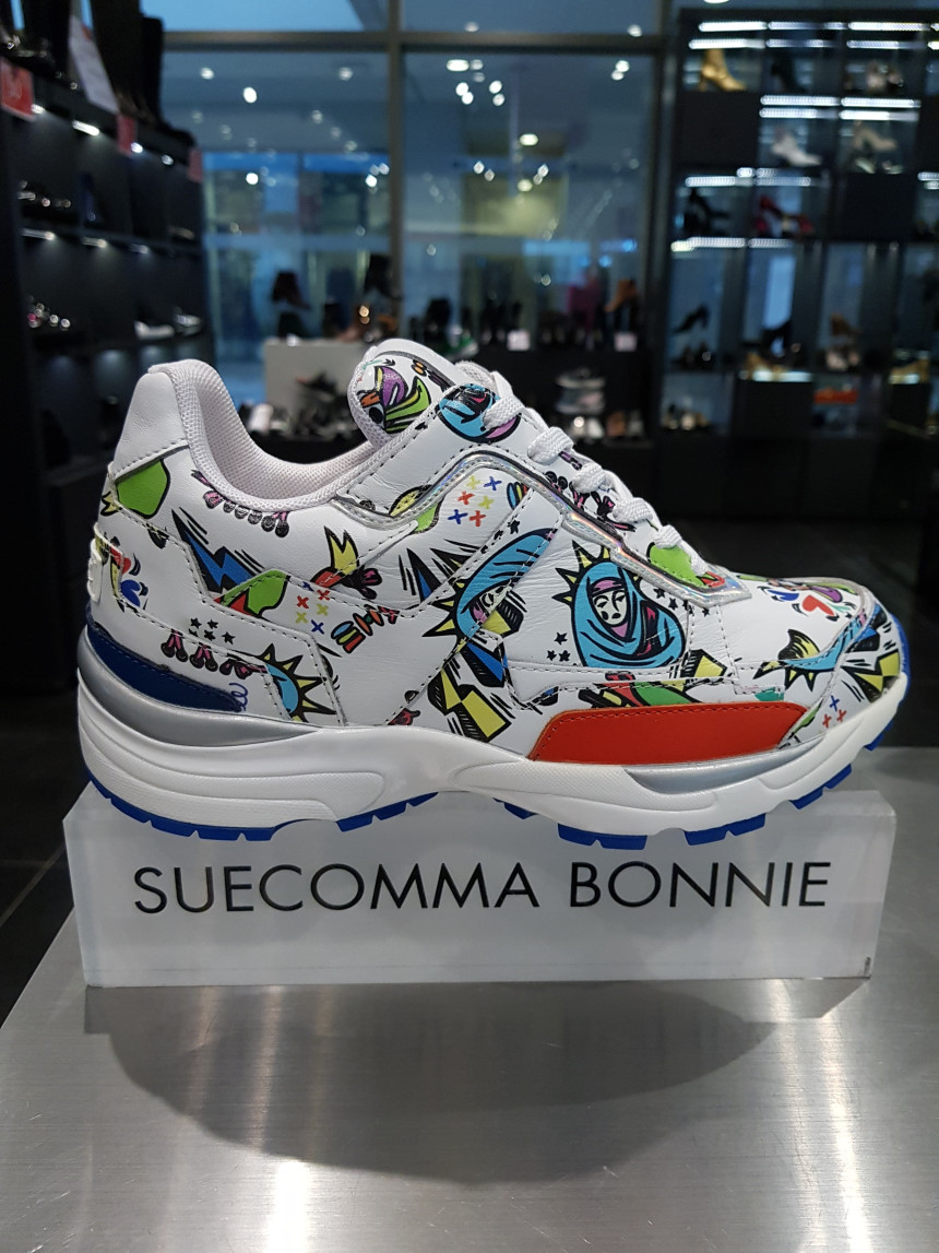 <b><p>Shu Comma Bonnie Haven star Pop print LSKX55311WH</p></b><b><p>シューコンマみる ヘブン スター ポッププリントLSKX55311WH かわいい</p></b><br /><br /><p align='center'>