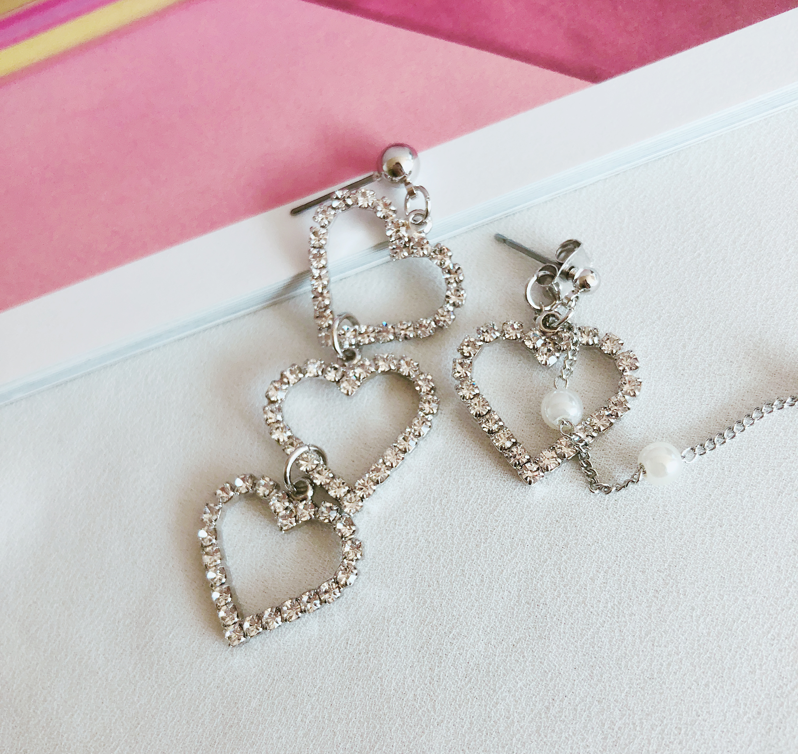 Unique Pearl Triple Heart Drop Earrings Silver, Go