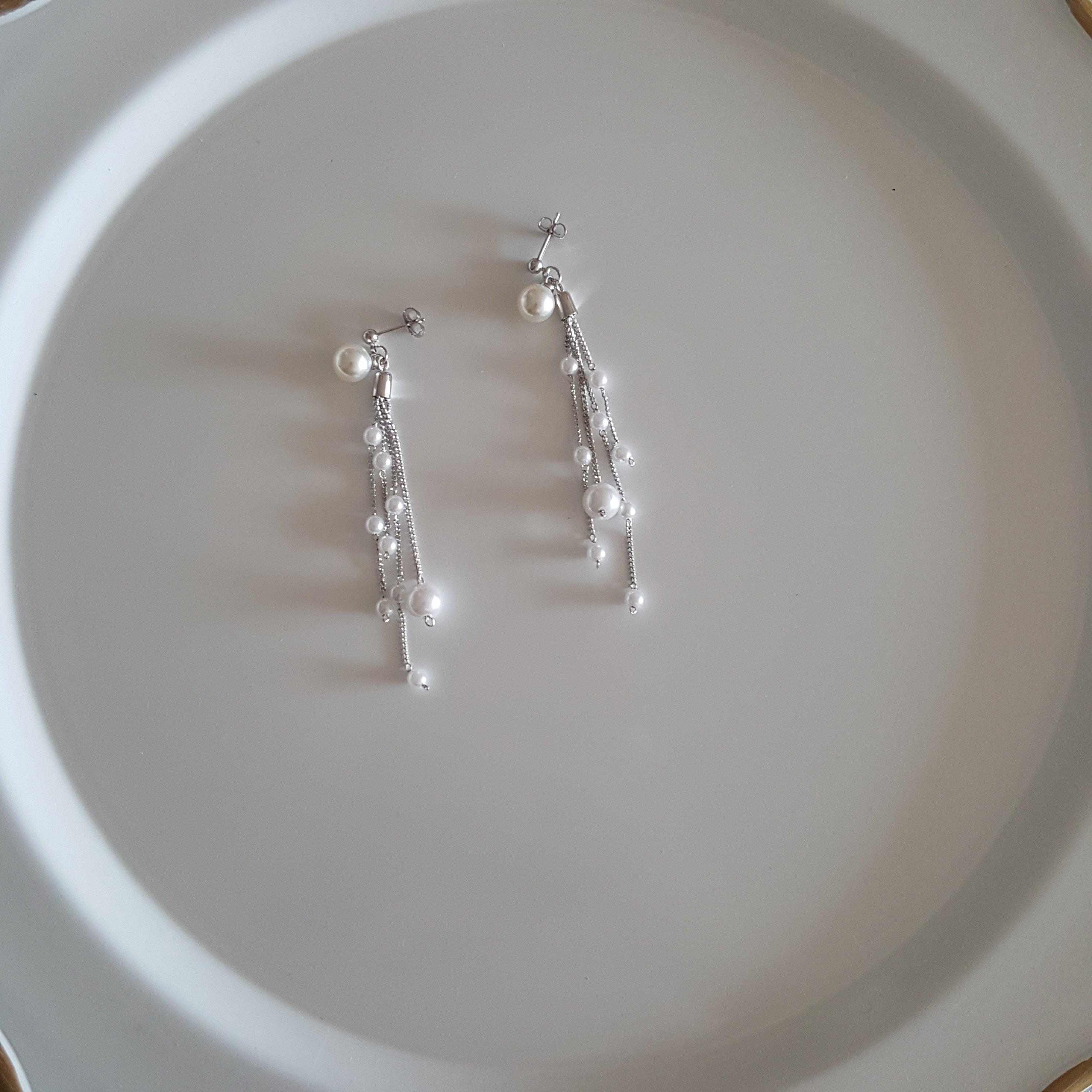 Long pearl chain Earrings Edge styling Formal blin