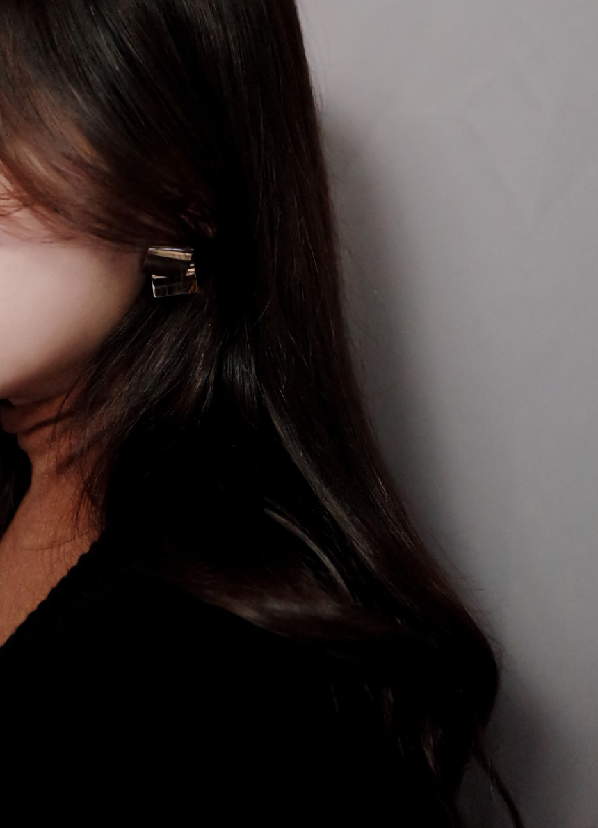 NO.73 Pauline Metal Modern Sick Simple Earrings St