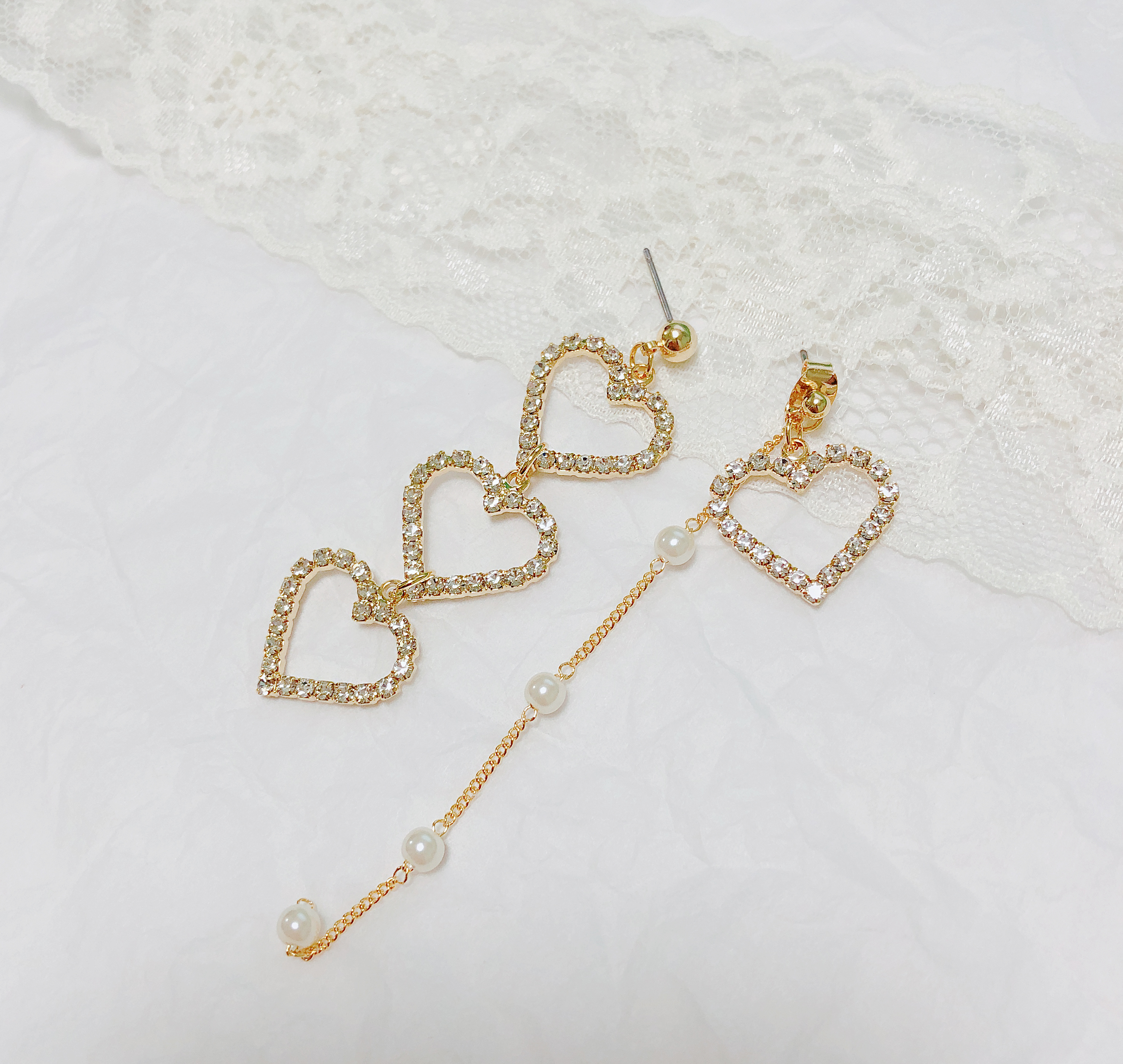 Unique Pearl Triple Heart Drop Earrings Silver, Go