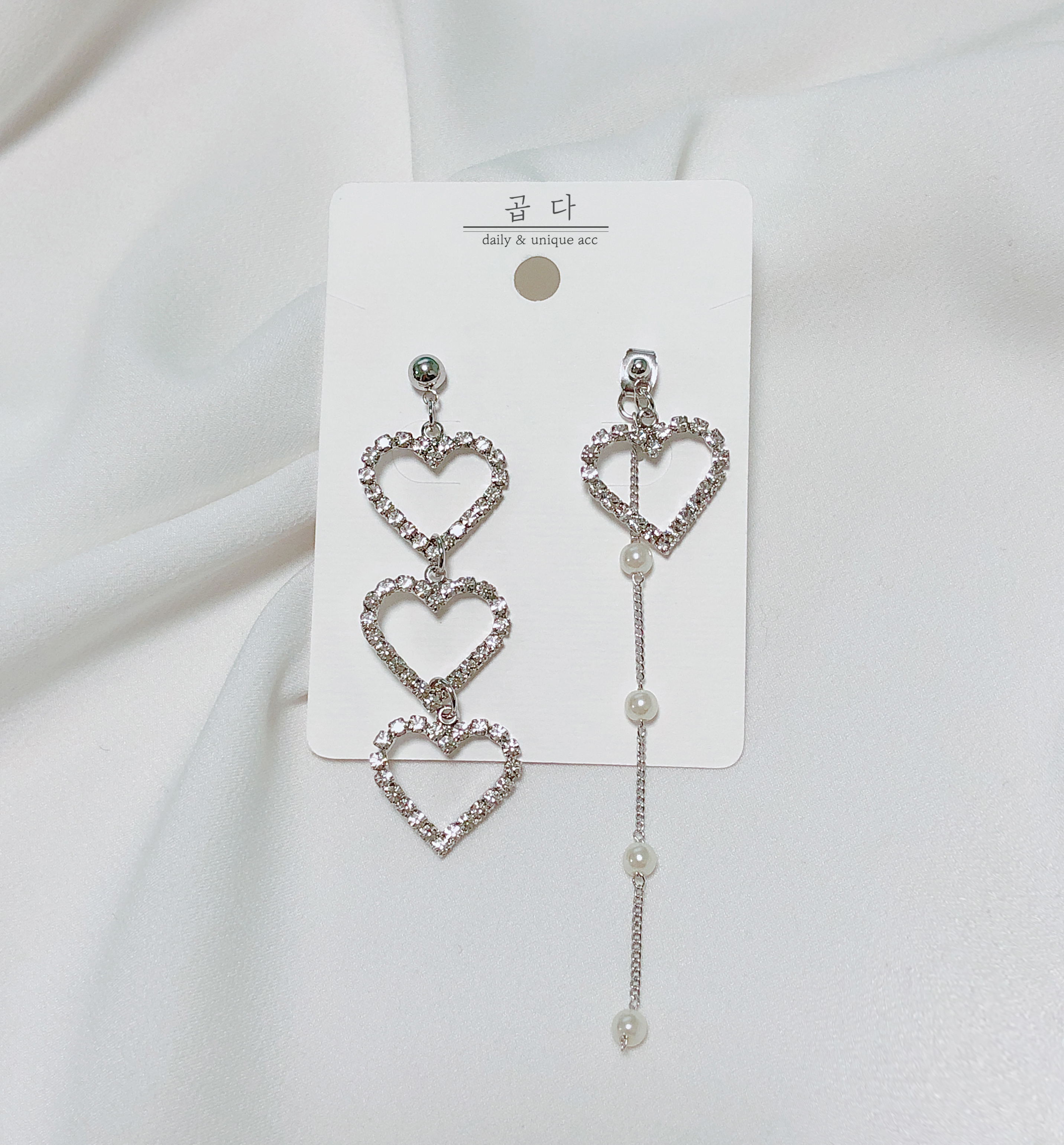 Unique Pearl Triple Heart Drop Earrings Silver, Go