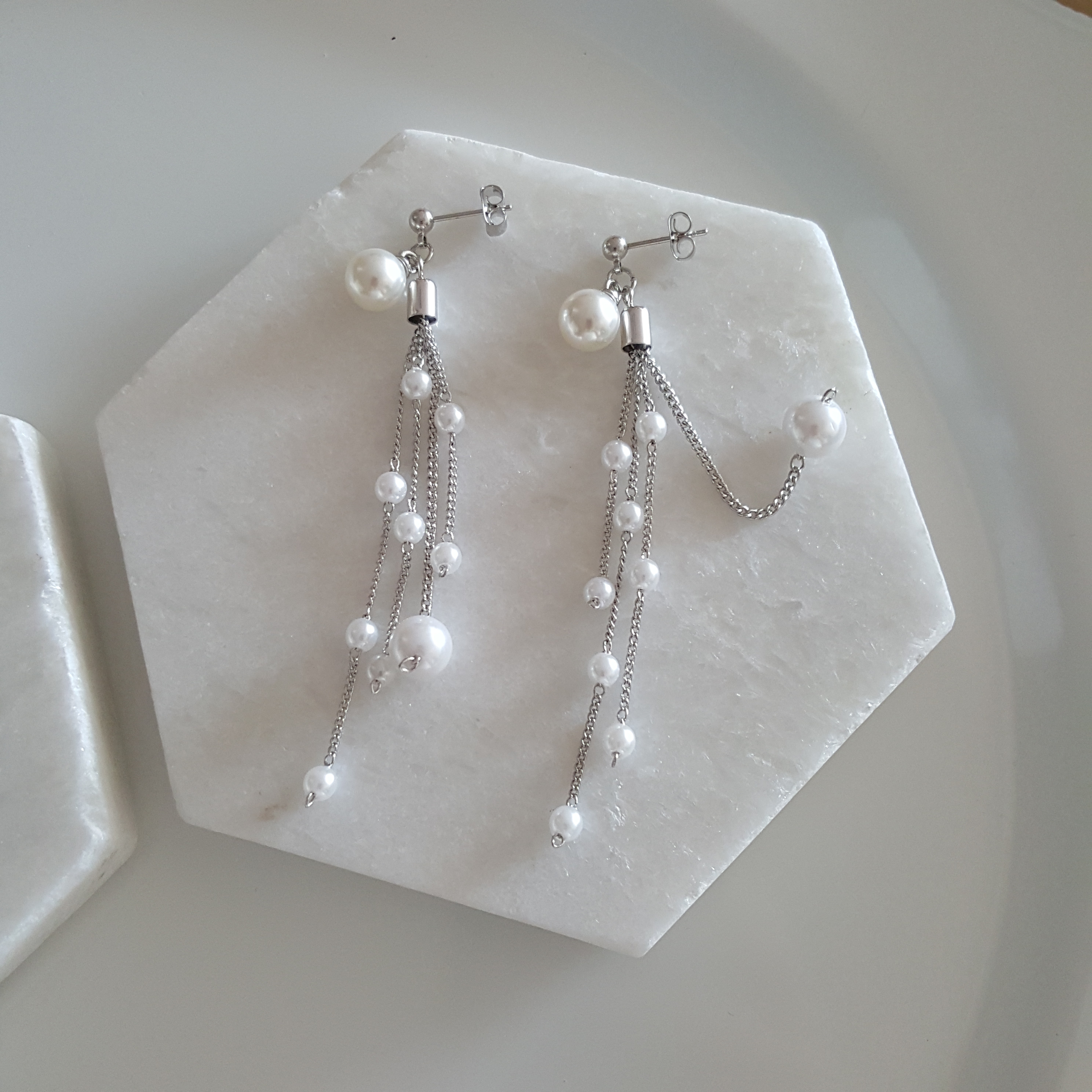 Long pearl chain Earrings Edge styling Formal blin