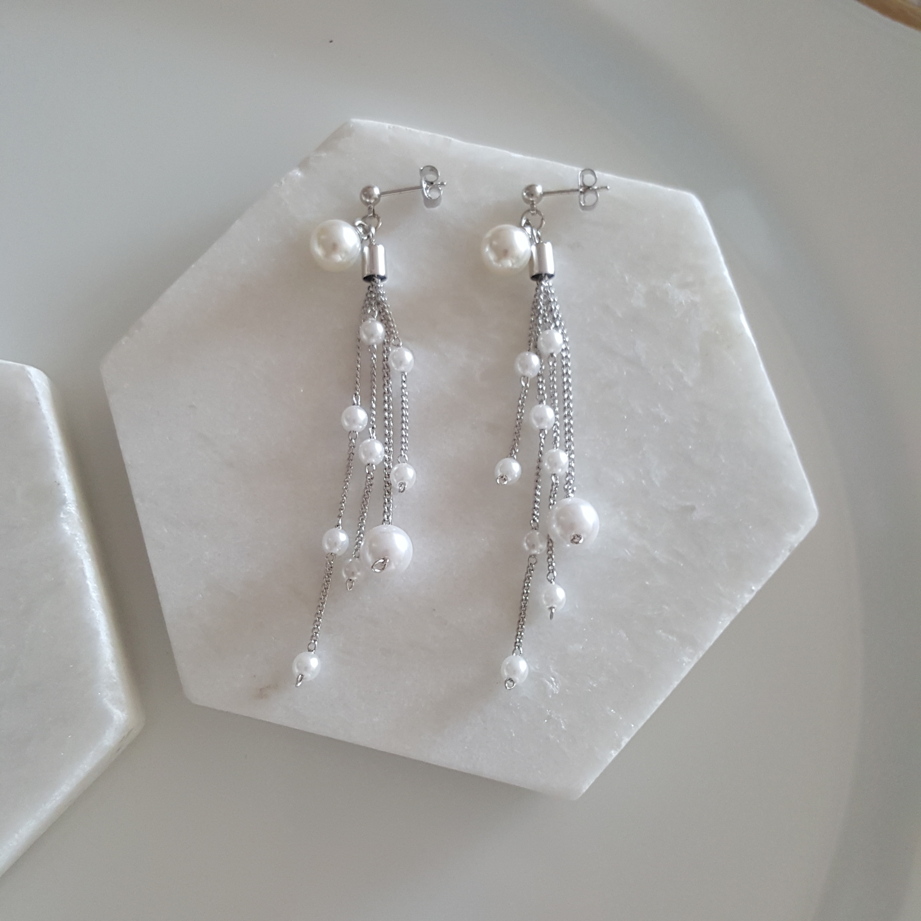 Long pearl chain Earrings Edge styling Formal blin