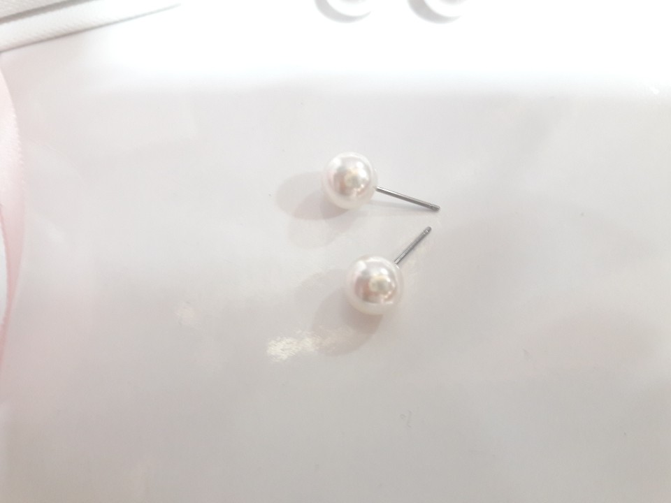 <b><p>Shipped same day Twinkle good Black Swan</p></b><b><p>当日出荷 きらめきが 良い ブラックスワン イヤリング、 ドロップ きれいな 流行している</p></b><br /><br /><p align='center'>