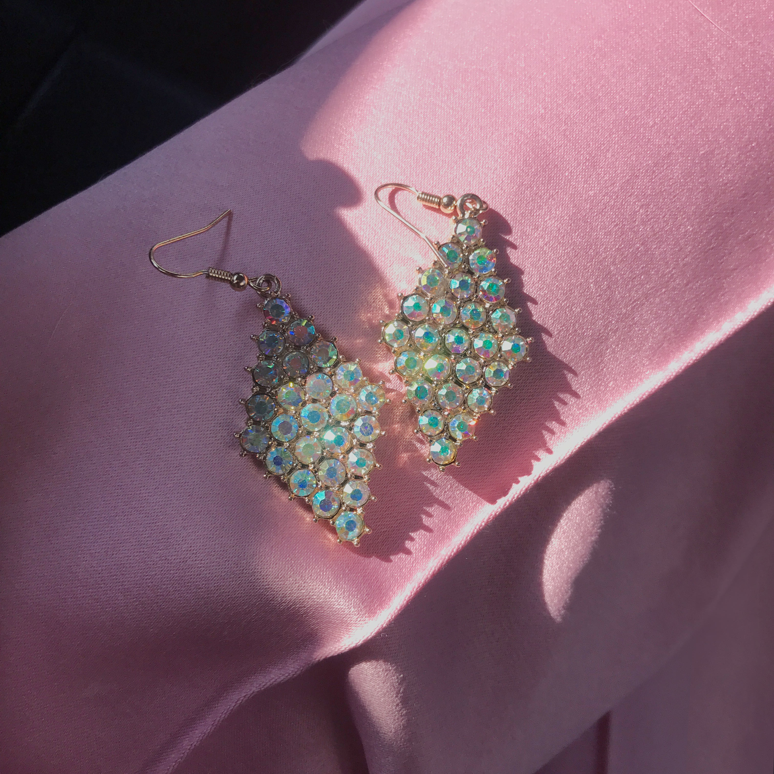 Mini Hologram Cubic Earrings Casual Bold Daily Shi