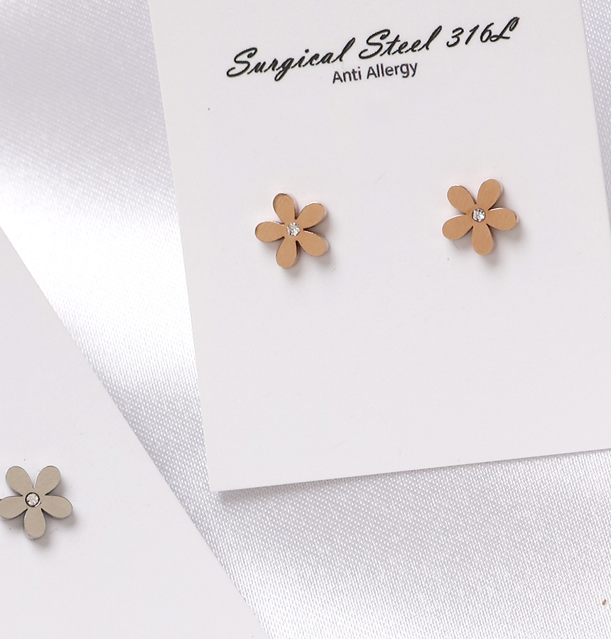 Pearl flower surprise steel earrings titanium stai