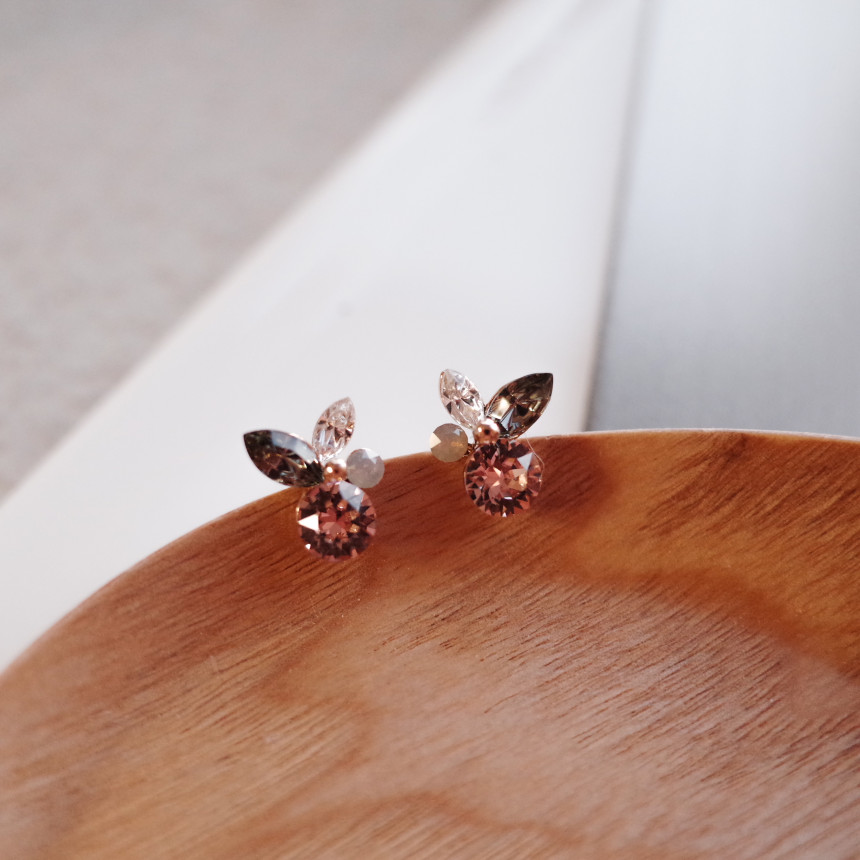 Petite Stone Mix Petals Silver Earrings Stylish Un