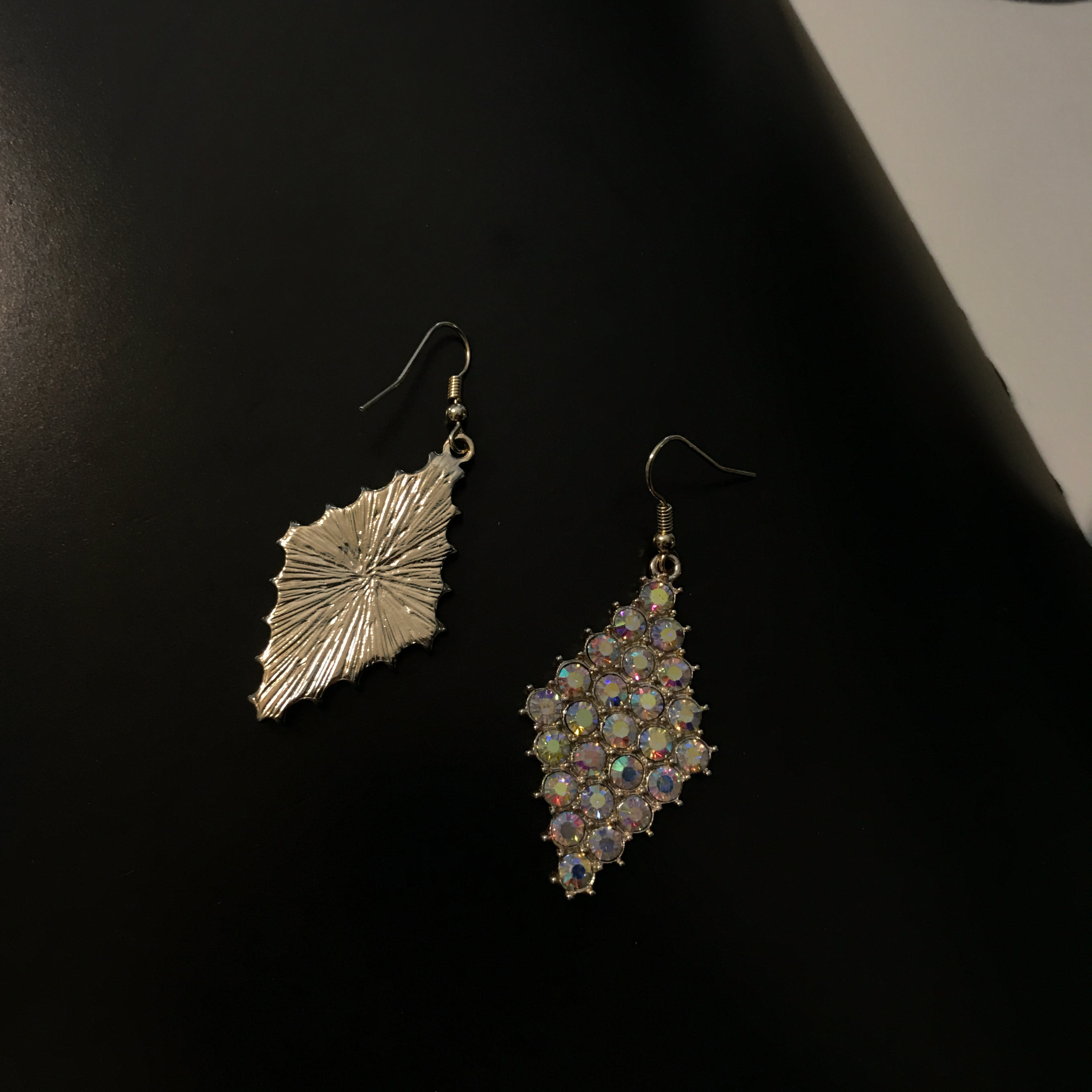 Mini Hologram Cubic Earrings Casual Bold Daily Shi