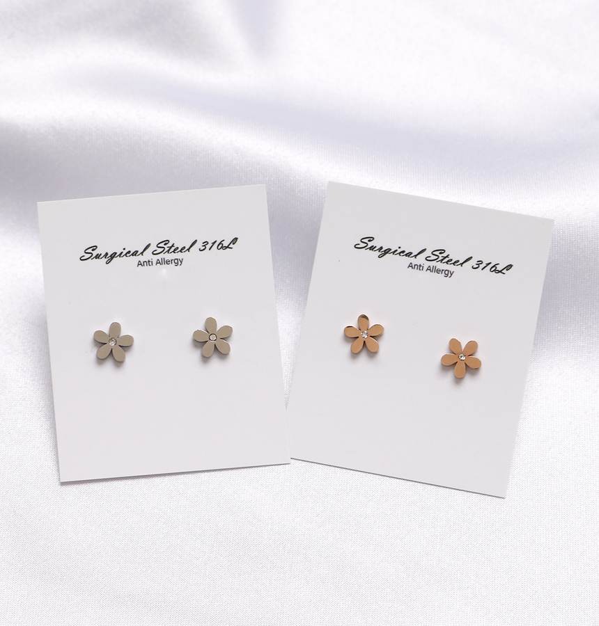 Pearl flower surprise steel earrings titanium stai