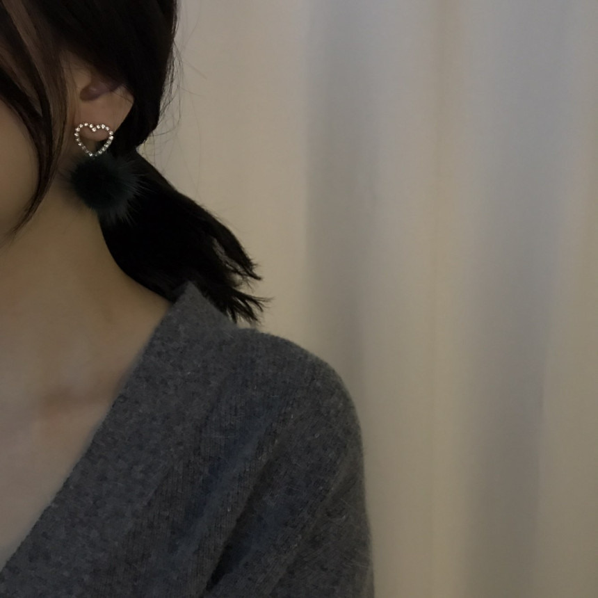 Loha Heart Cubic Mink Drop Earrings Guest Cody Lov