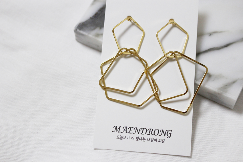 Vintage Simple Long Drop Earrings Mouton-bling Nic