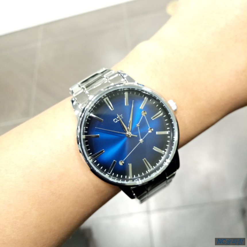 <b><p>OST Dolphin couple metal watch OTC118101TSS</p></b><b><p>OST イルカ桁カップルメタル時計OTC118101TSS 21 デイリールック</p></b><br /><br /><p align='center'>