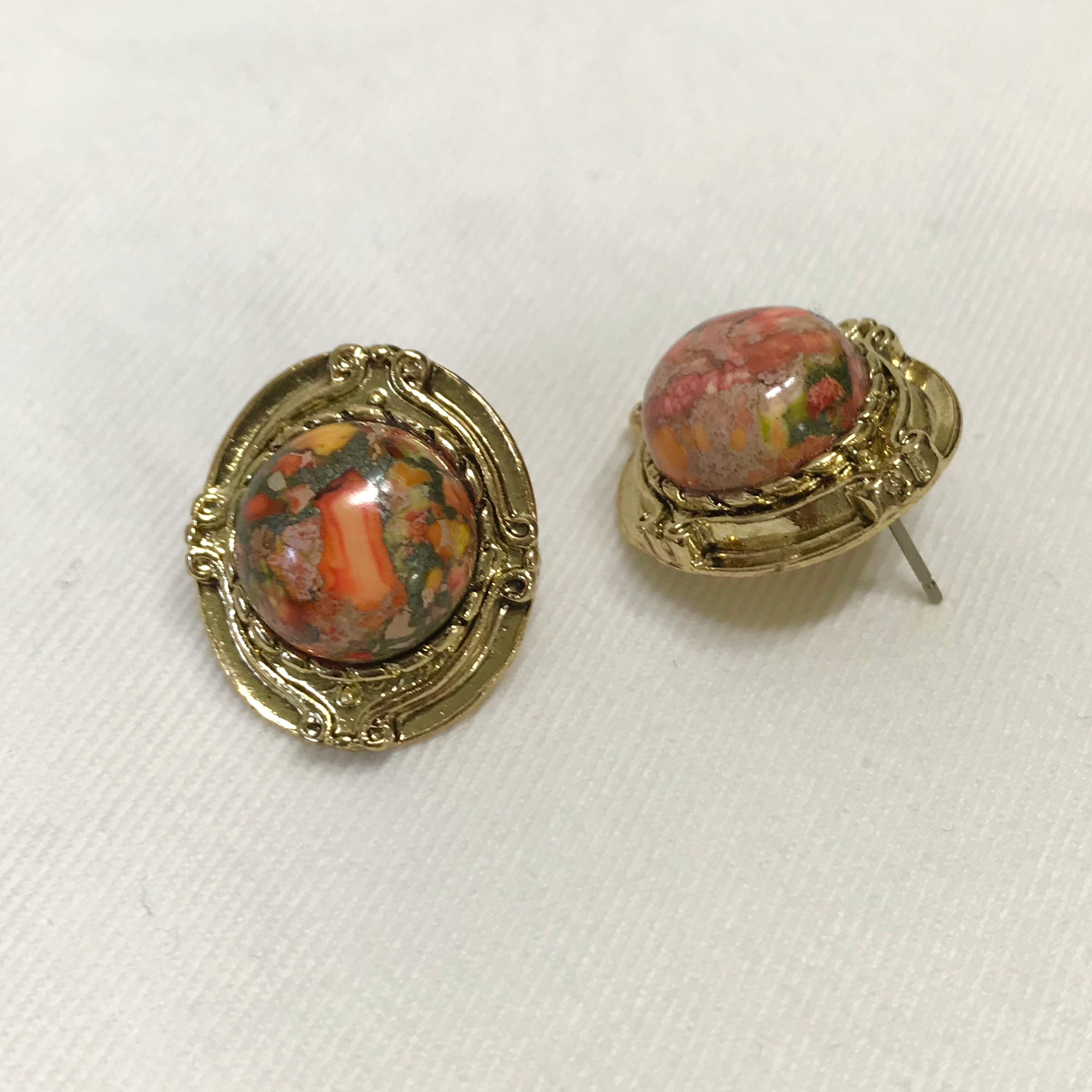 Hamaica earrings titanium spikes antique stone bol