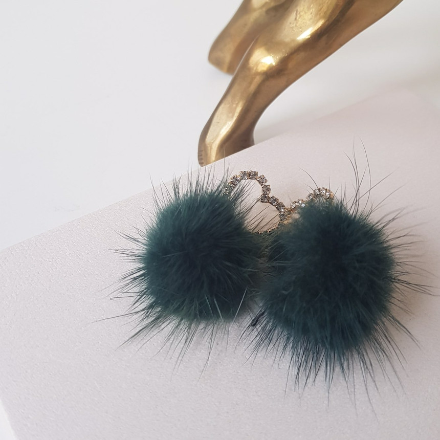 Loha Heart Cubic Mink Drop Earrings Guest Cody Lov