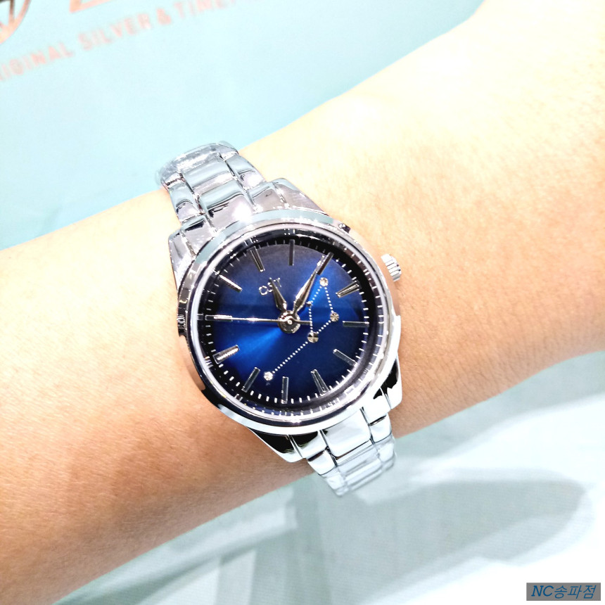 <b><p>OST Dolphin couple metal watch OTC118101TSS</p></b><b><p>OST イルカ桁カップルメタル時計OTC118101TSS 21 デイリールック</p></b><br /><br /><p align='center'>