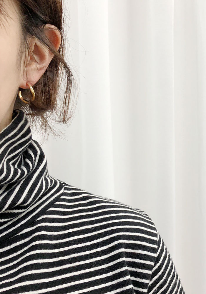 Mini twisted ring earrings with sense of coordinat