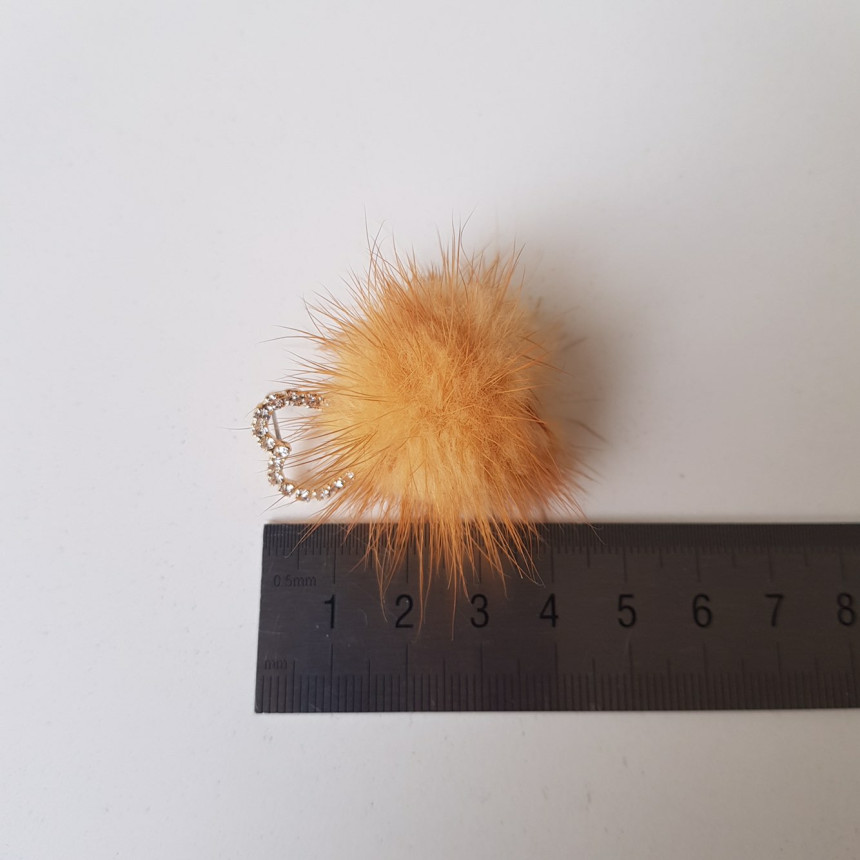 Loha Heart Cubic Mink Drop Earrings Guest Cody Lov