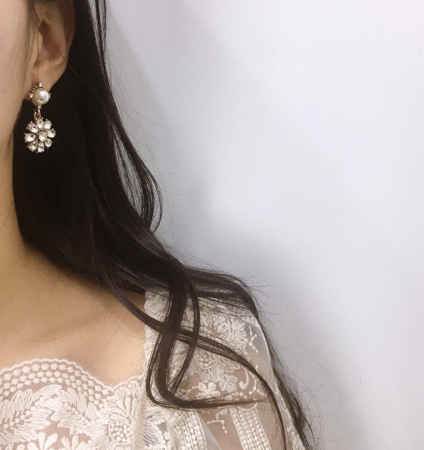 Cubic pearl drop earrings 2 colors Spring figure b