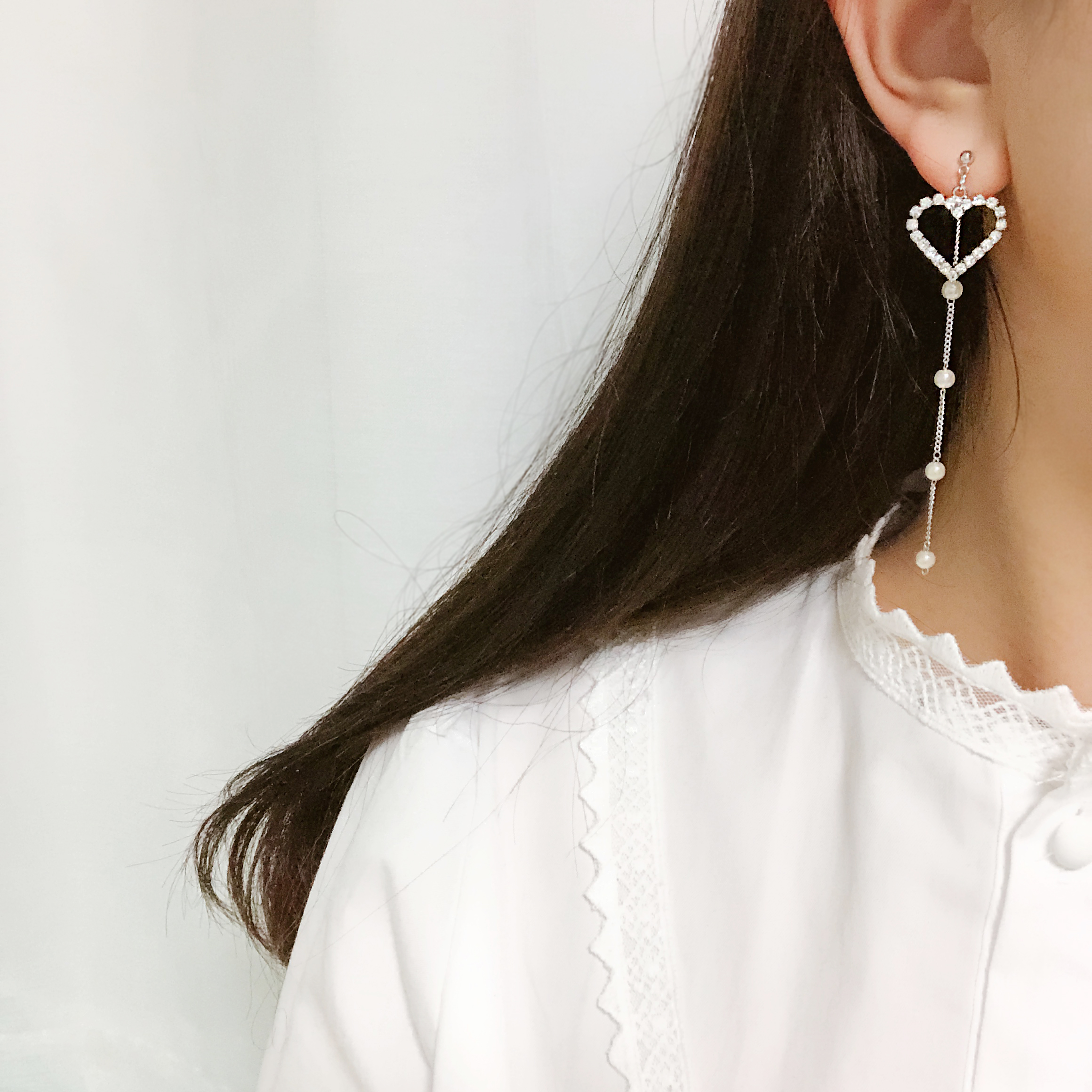 Unique Pearl Triple Heart Drop Earrings Silver, Go