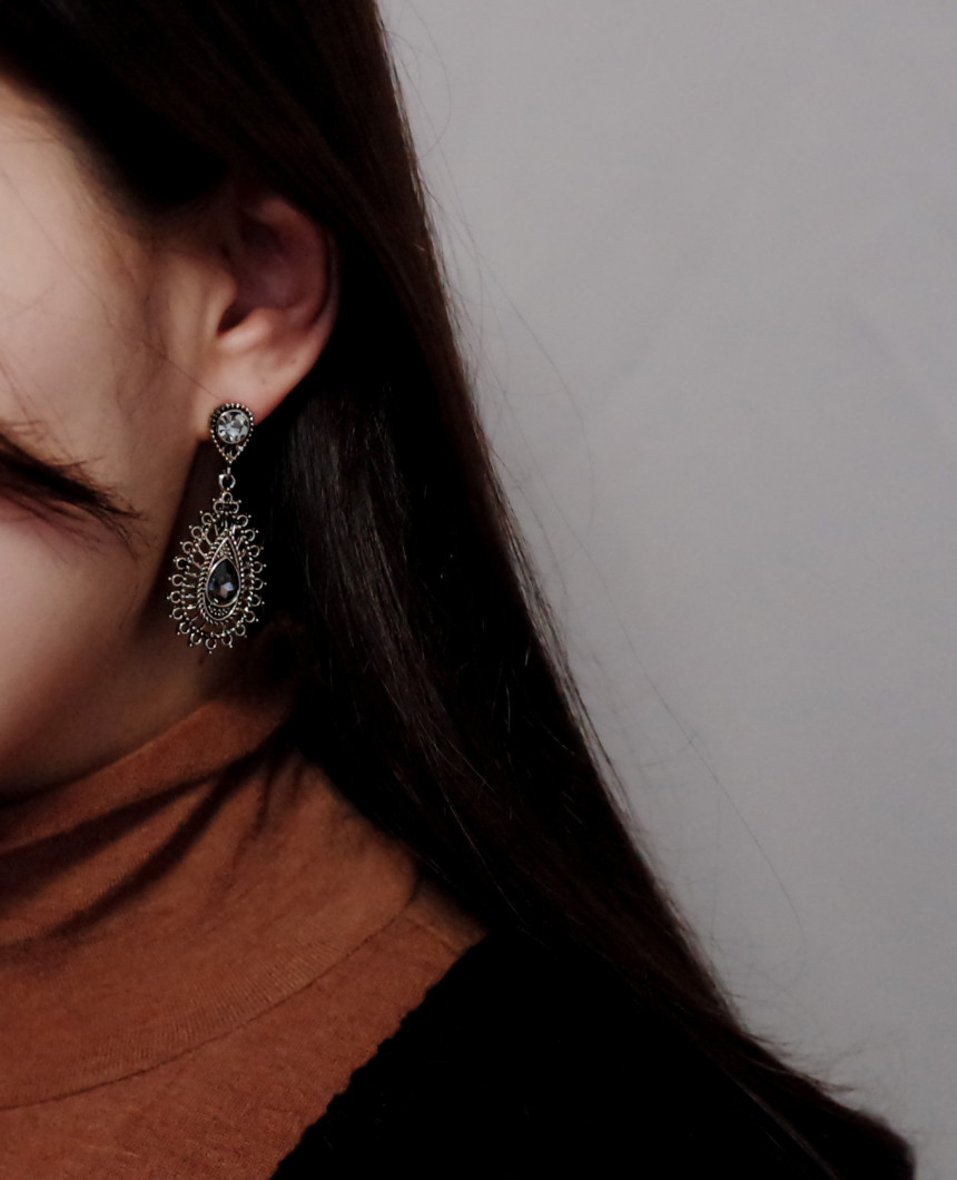 Fiesta Vintage Holistic Antique Sun Earrings Luxur