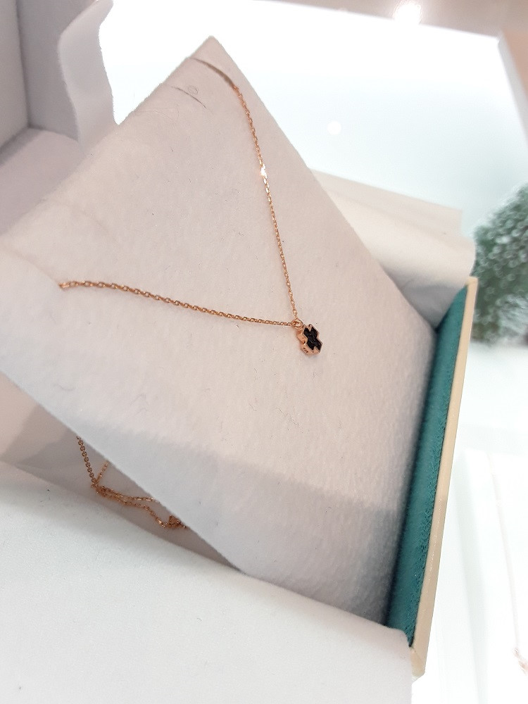 Stonehenge Rose Gold Necklace G1655 Minimal Style 