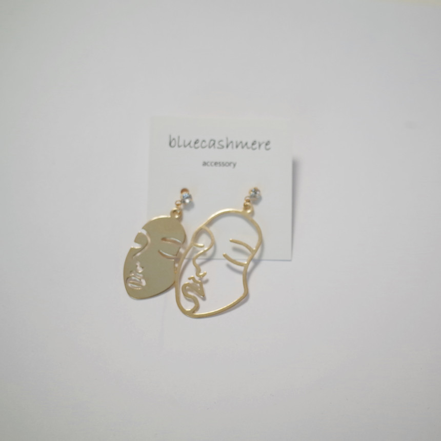 Face earrings Retro look Vintage mood Brilliant bl