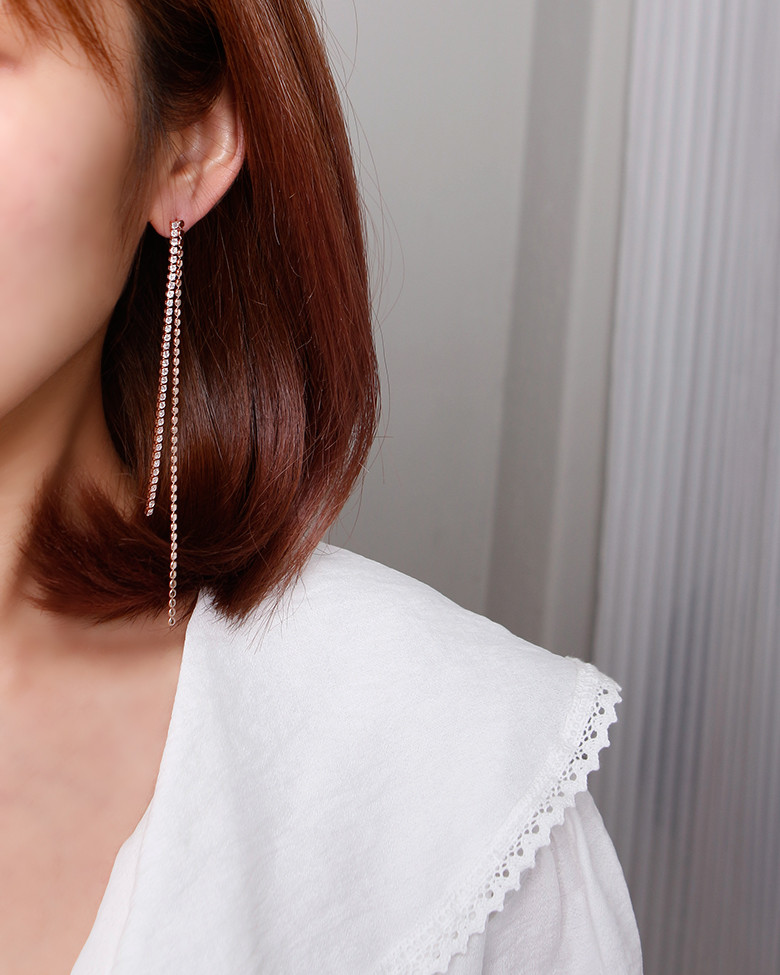 <b><p>Widow Drop Earrings sh Bl Circle Silver The</p></b><b><p>ウィドウ ドロップイヤリング 輝く ブブサークルシルバー ラインがきれい ラブリー</p></b><br /><br /><p align='center'>