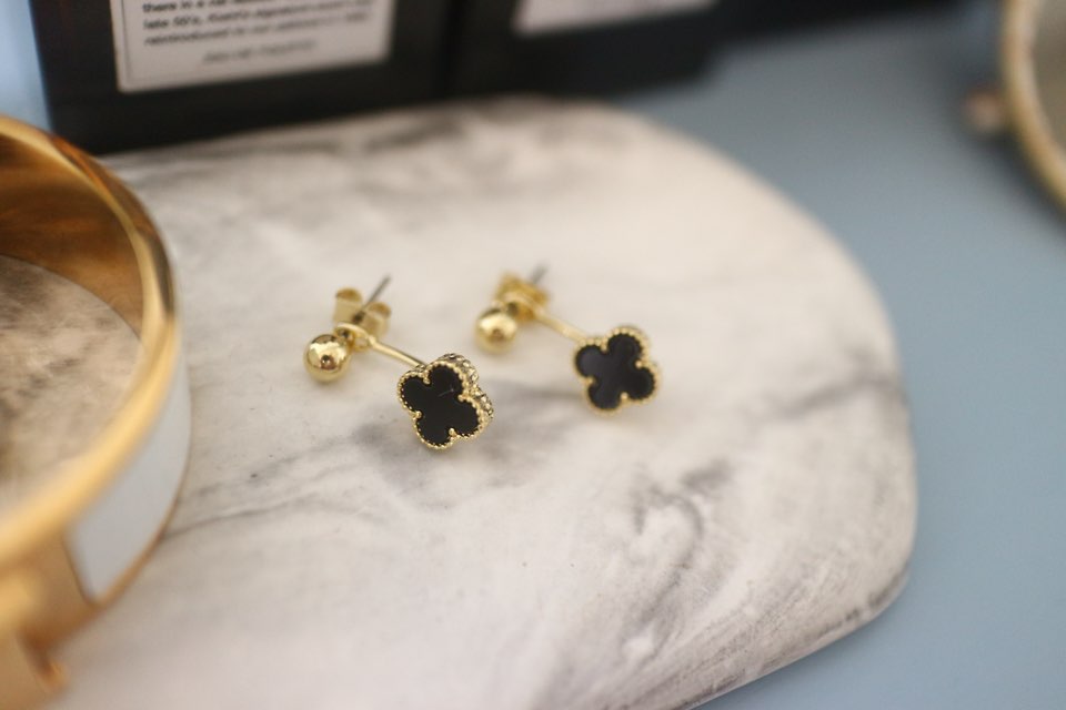 Van Cliff st crover 2colors Daily earrings Feminin