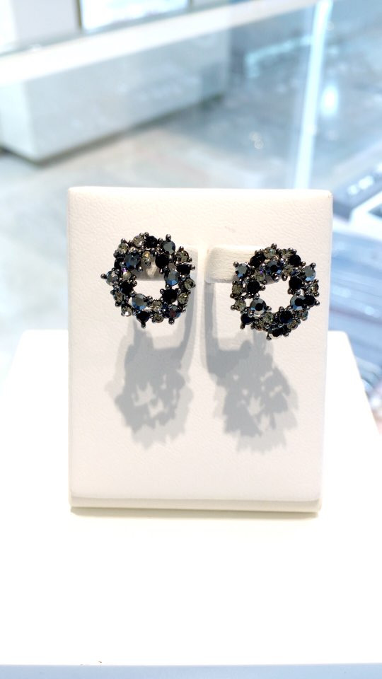 Eyeliner Angel Flower Earrings AJBE2369