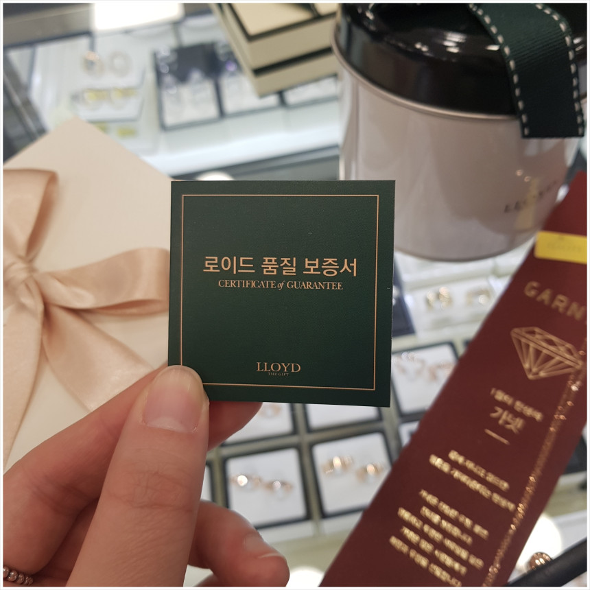 Lloyd Rose Gold Necklace LNN17259G4 20 beautiful g