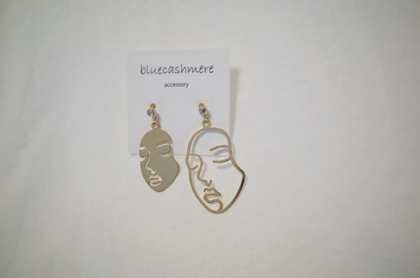 Face earrings Retro look Vintage mood Brilliant bl