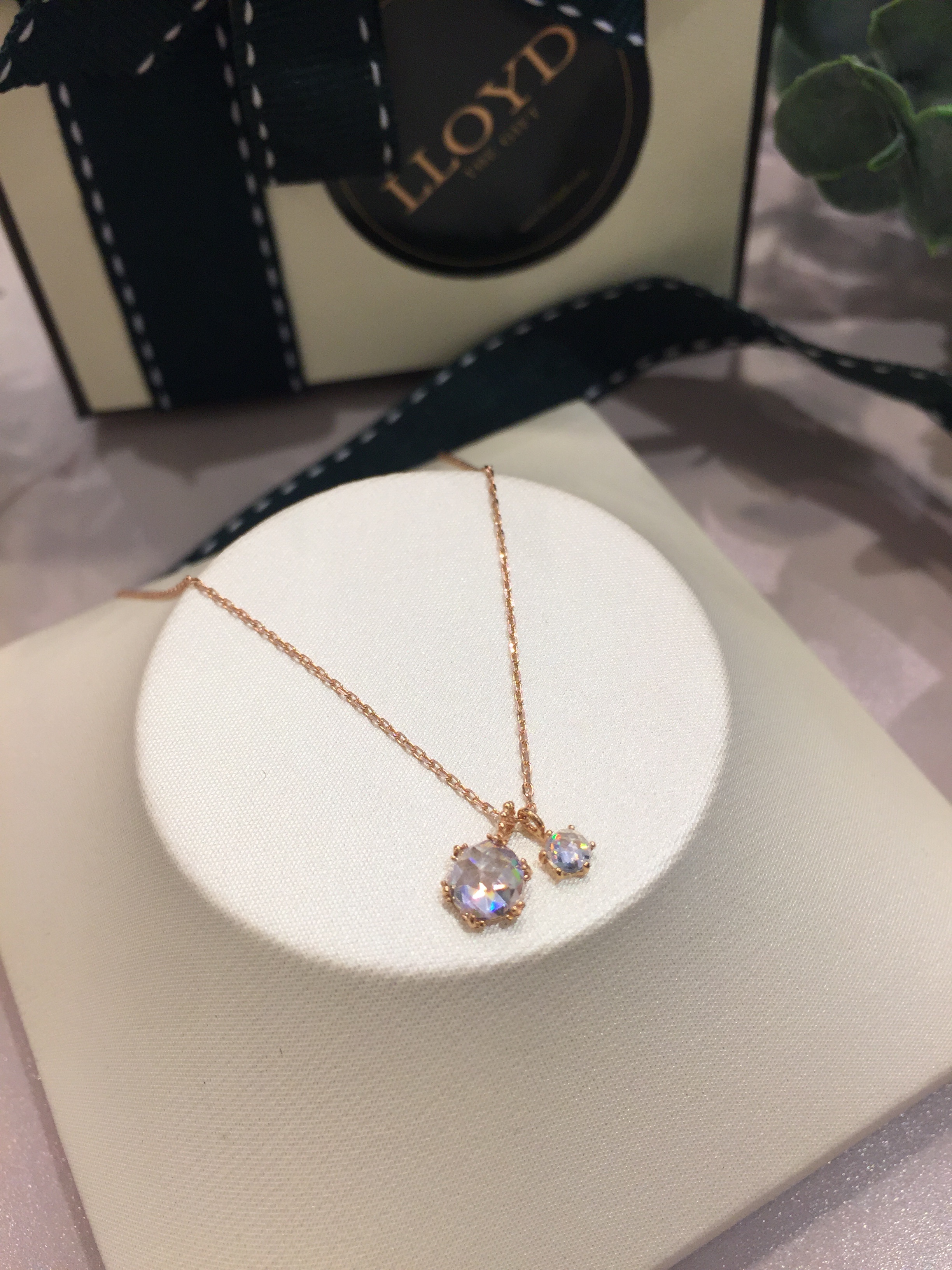 Lloyd dome cutting necklace LNN17206 LPTG2098 Love