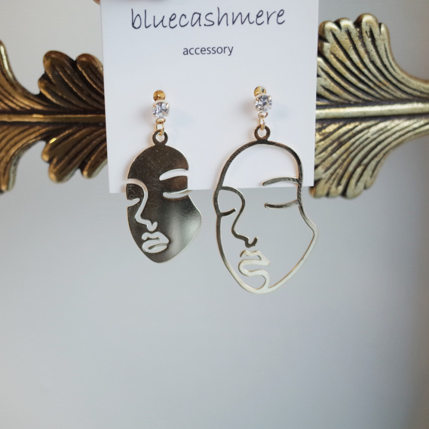 Face earrings Retro look Vintage mood Brilliant bl
