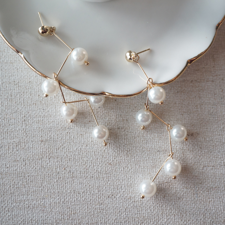 Specials Vintage Flower Cubic Pearl Tassel Heart D