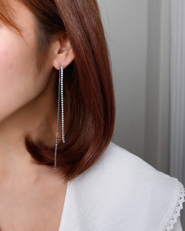 <b><p>Widow Drop Earrings sh Bl Circle Silver The</p></b><b><p>ウィドウ ドロップイヤリング 輝く ブブサークルシルバー ラインがきれい ラブリー</p></b><br /><br /><p align='center'>