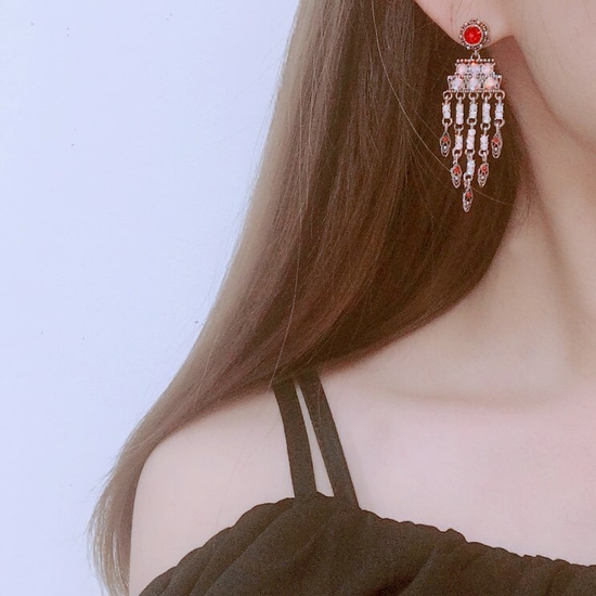 Red Cock Chandelier Earring Point Cycle Good Bling