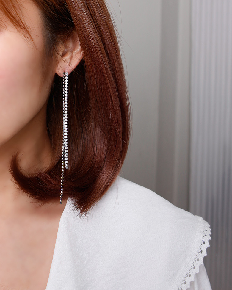 <b><p>Widow Drop Earrings sh Bl Circle Silver The</p></b><b><p>ウィドウ ドロップイヤリング 輝く ブブサークルシルバー ラインがきれい ラブリー</p></b><br /><br /><p align='center'>