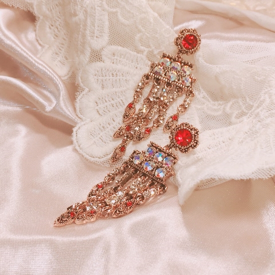 Red Cock Chandelier Earring Point Cycle Good Bling