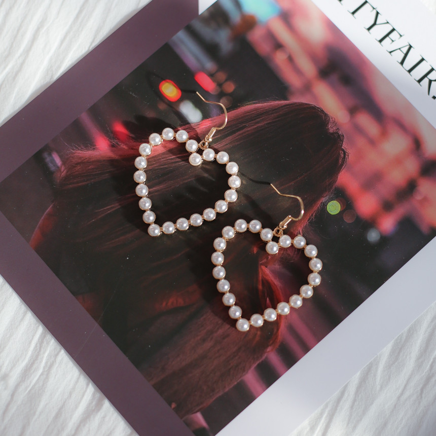 Pearl Blybig Heart Earrings Eye-catching effect Ha