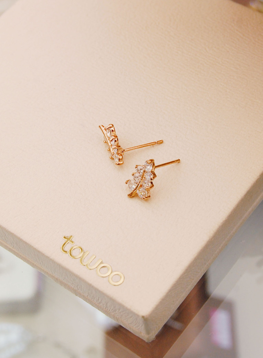 Toe Leaf Earrings tw-0020052 Jelly Atmosphere Offi