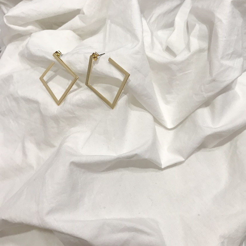 Modern Earrings Gold Drop Earrings Antique Fashion