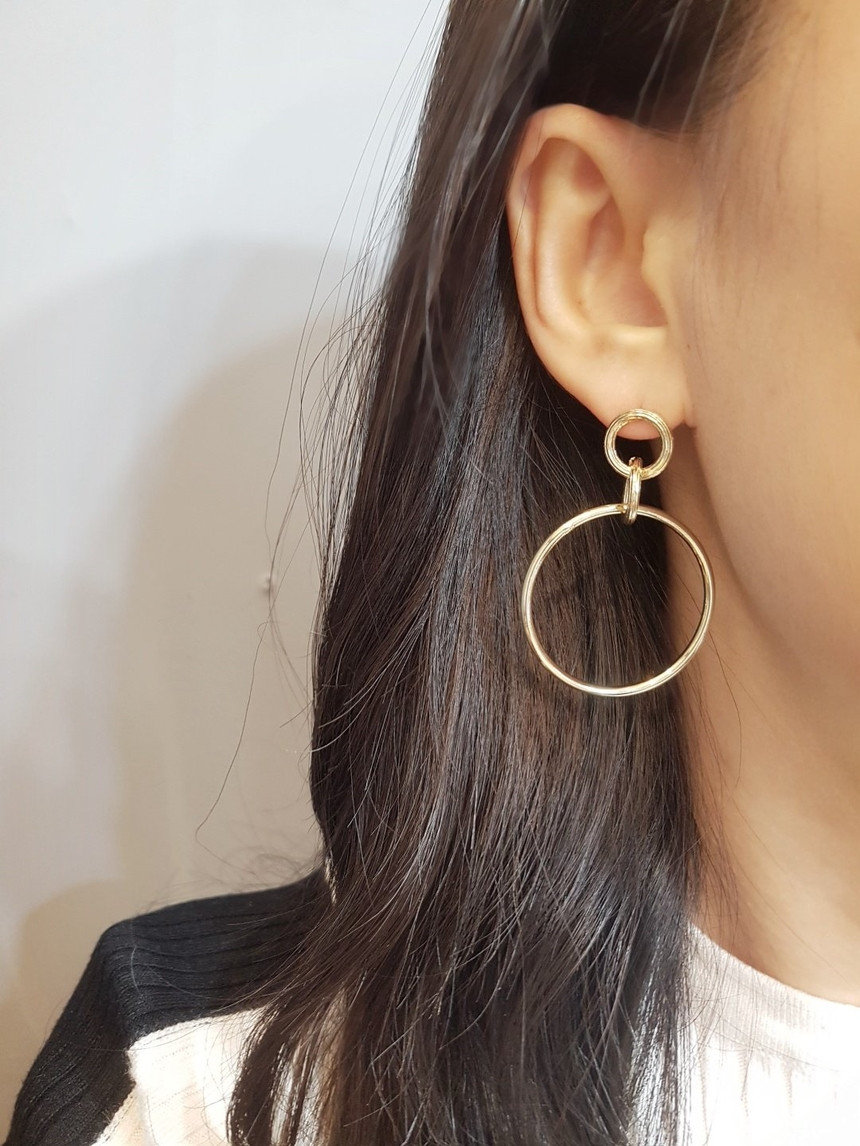 Modern and Bold Gold Ring Earrings Big Circle Circ