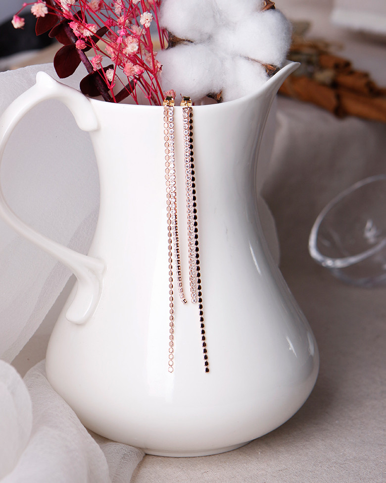 <b><p>Widow Drop Earrings sh Bl Circle Silver The</p></b><b><p>ウィドウ ドロップイヤリング 輝く ブブサークルシルバー ラインがきれい ラブリー</p></b><br /><br /><p align='center'>