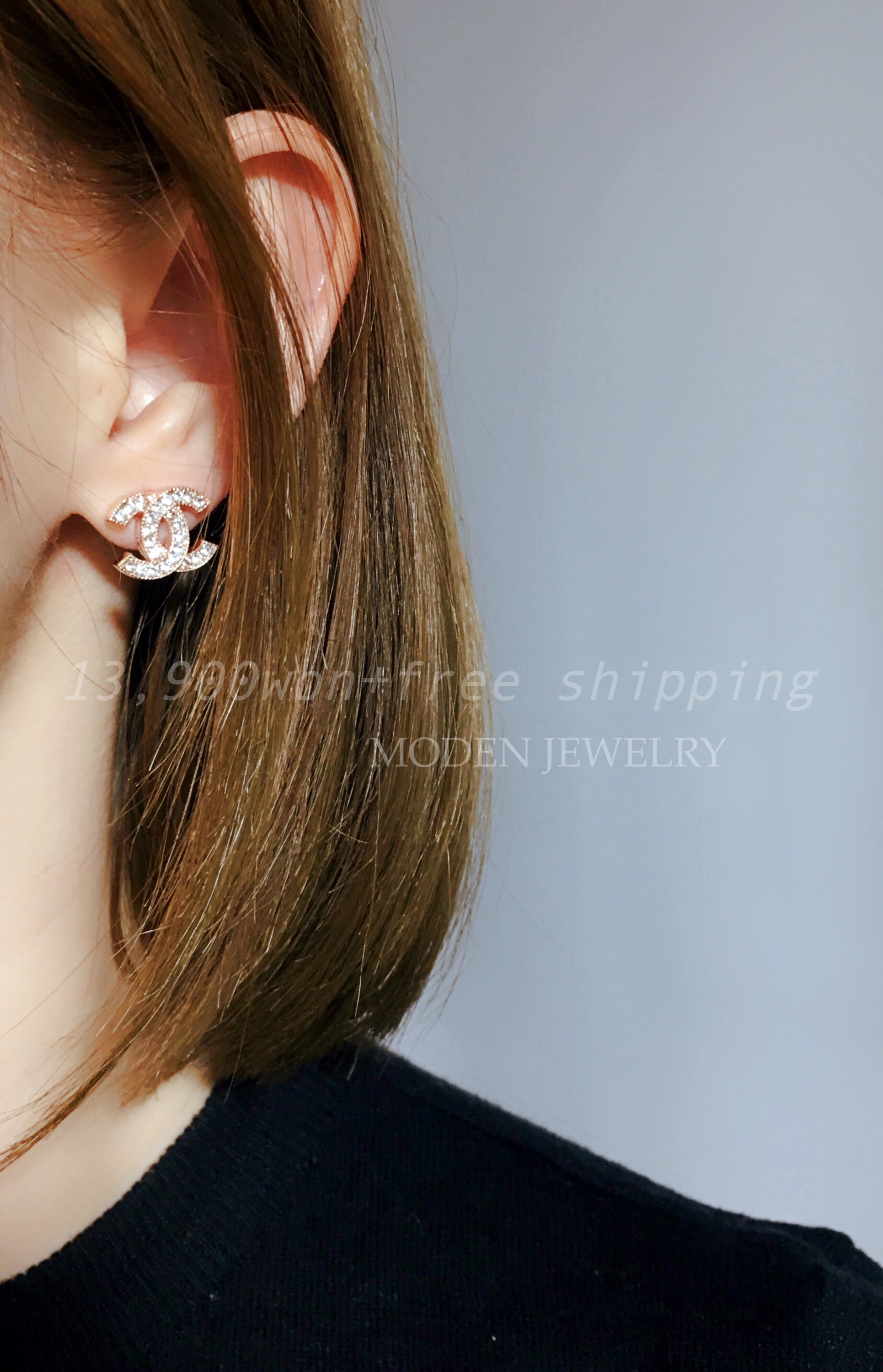 Cs Logo Earring Basic Signature Classic Design